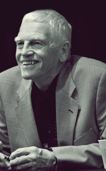 Peter_Lovesey_BW.jpg